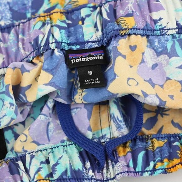 Patagonia Barely Baggies Shorts Blue Yellow Floral Hawaiian Print Size Medium - Picture 6 of 7